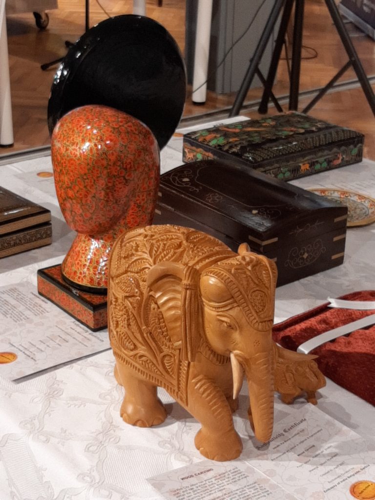 Izložba indijskih rukotvorina u Novom Sadu