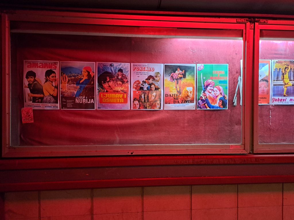 Izložba filmskih postera indijskih filmova Povratak u prošlost - Indija